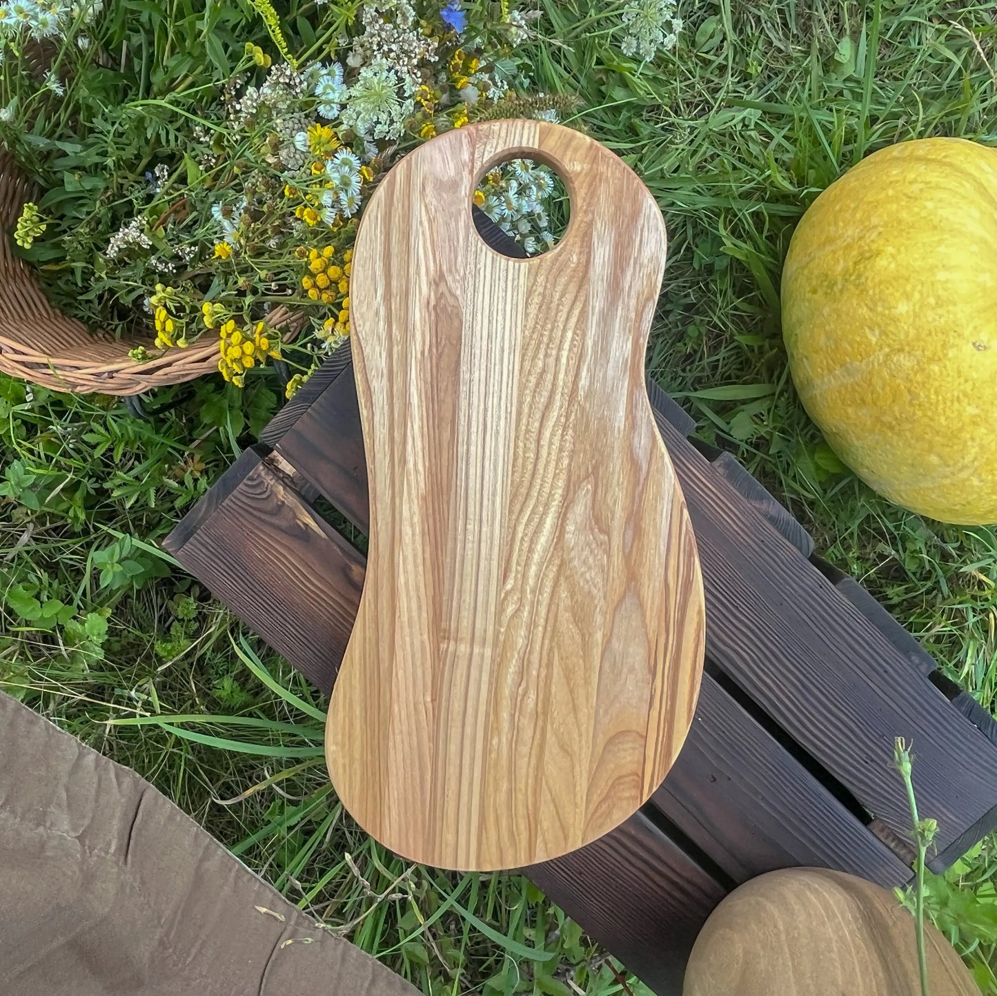 Q60 - La planche de service en bois de frêne Que du Bois Atelier