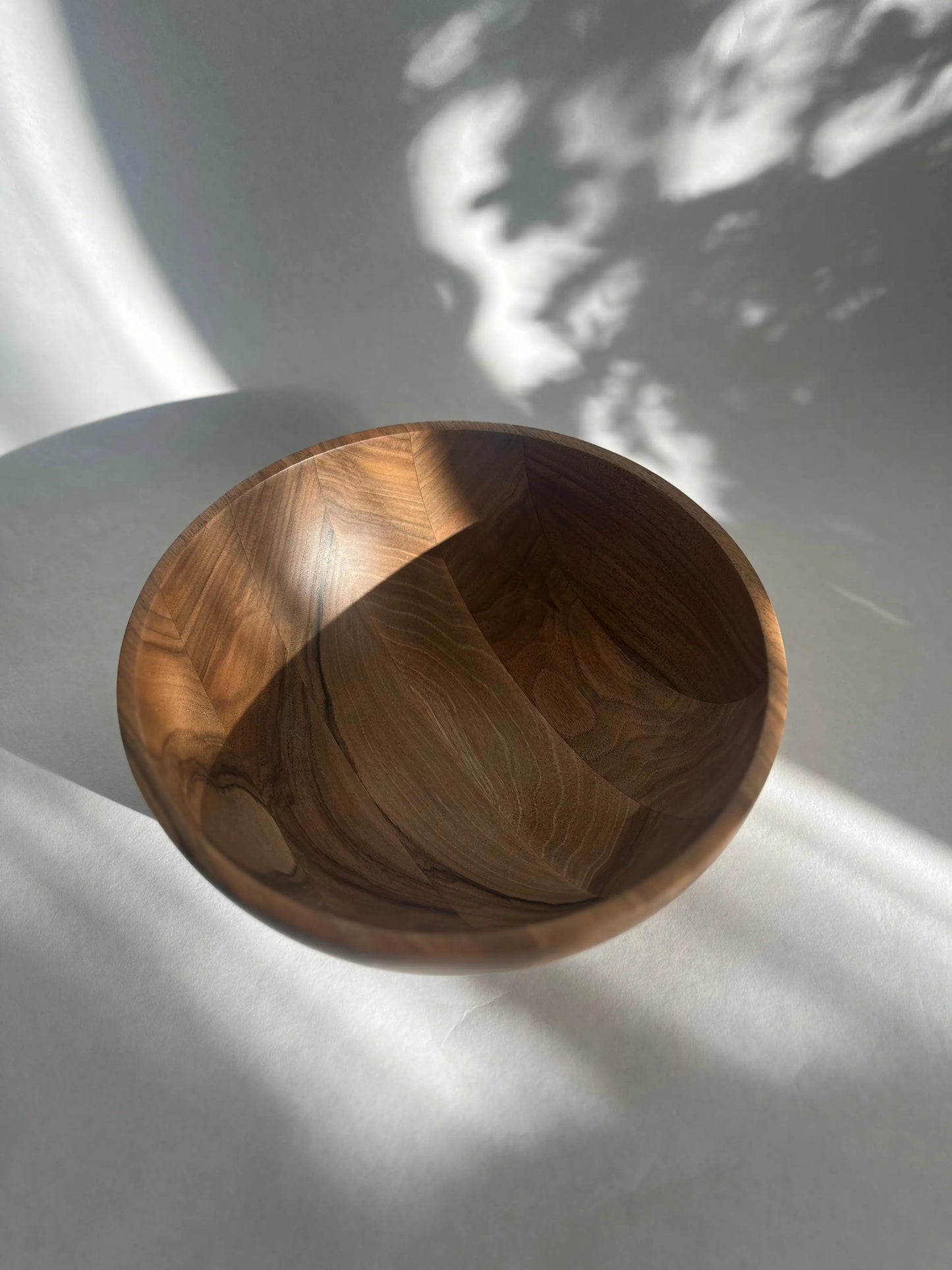 Que001- saladier en bois de noyer Que du Bois Atelier