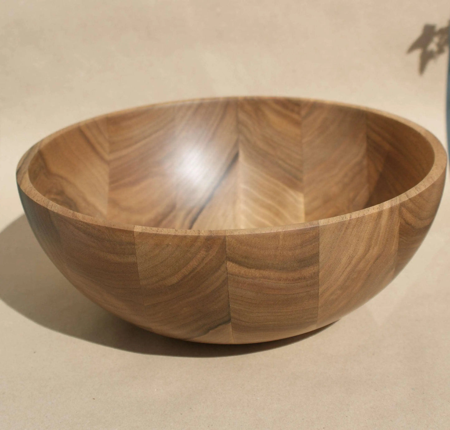 Que001- saladier en bois de noyer Que du Bois Atelier