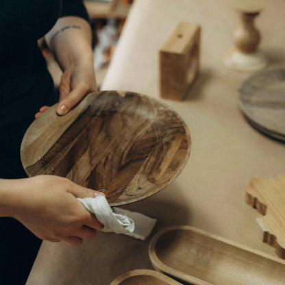 Ajlen - assiette en bois de noyer - Que du Bois Atelier