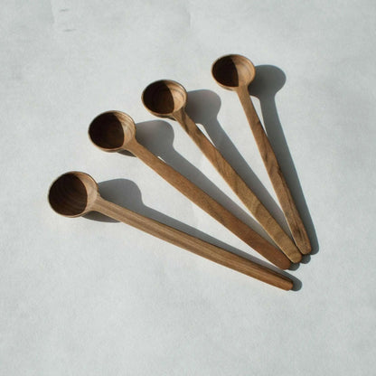 Freesia - lot de 4 cuillères en bois de noyer et en bois d'érable - Que du Bois Atelier