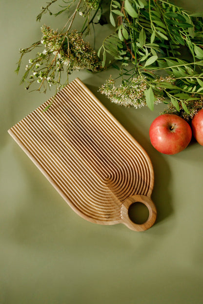 Q91 - Planche à Gnocchi en bois de noyer – 15x26x2 cm Que du Bois Atelier